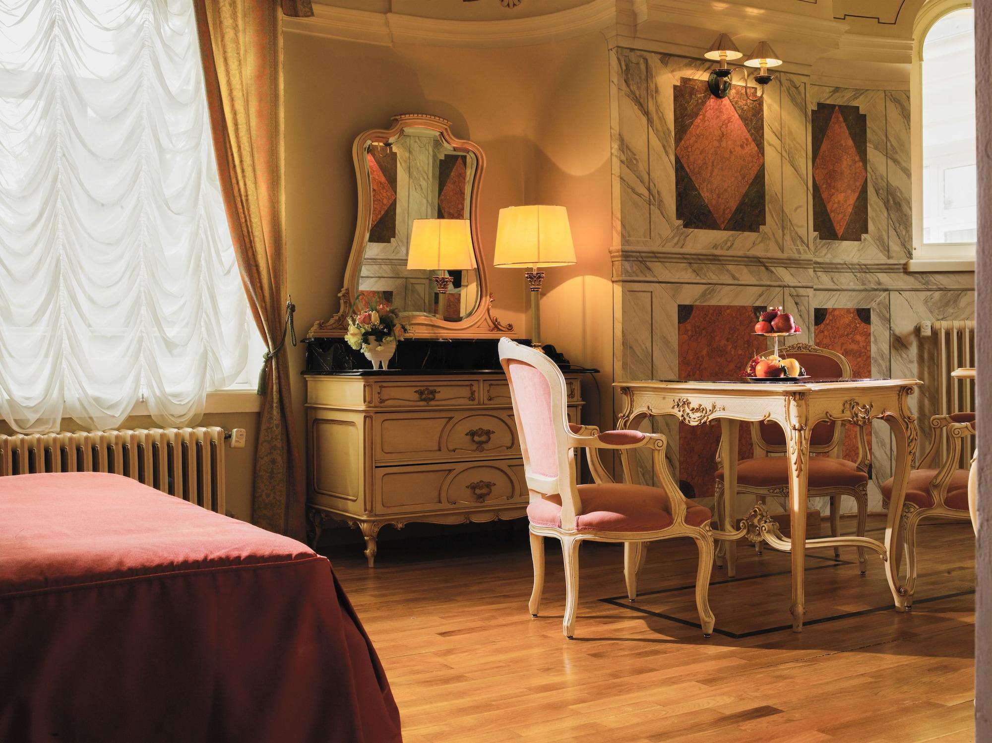 Grand Hotel Imperial Levico Terme Exterior photo