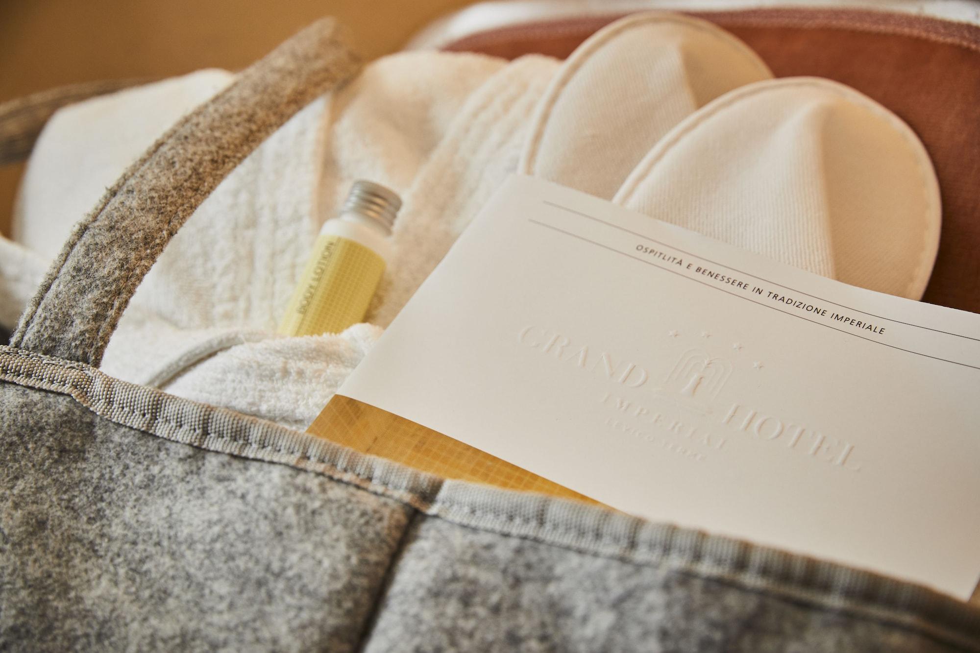 Grand Hotel Imperial Levico Terme Exterior photo