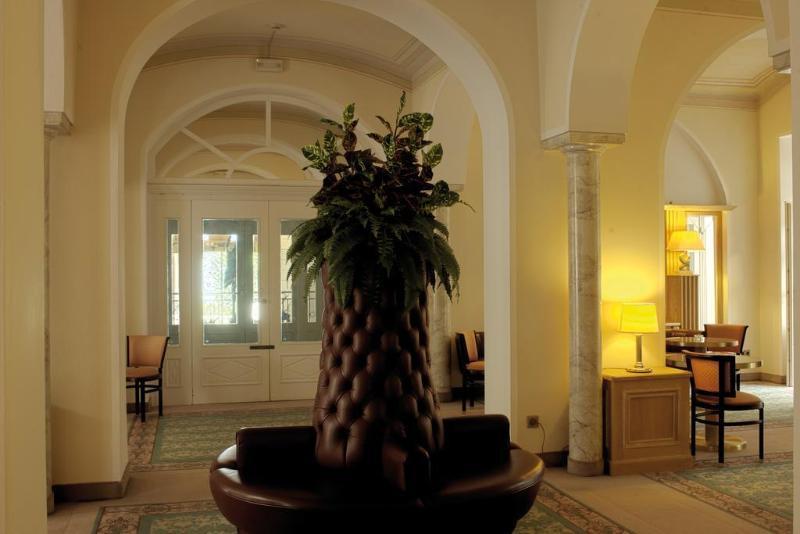 Grand Hotel Imperial Levico Terme Exterior photo