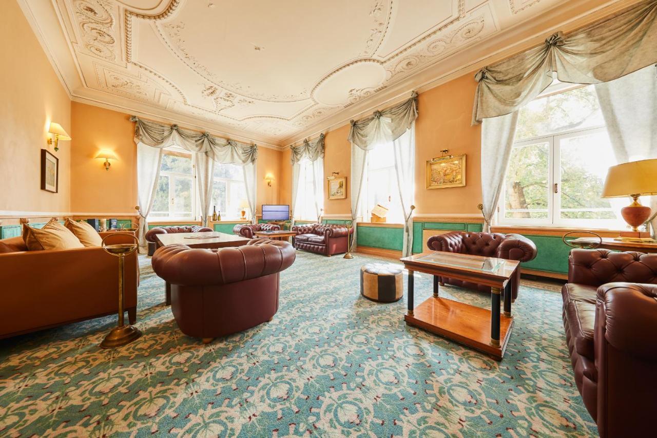 Grand Hotel Imperial Levico Terme Exterior photo