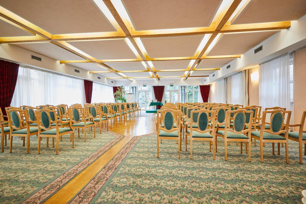 Grand Hotel Imperial Levico Terme Exterior photo